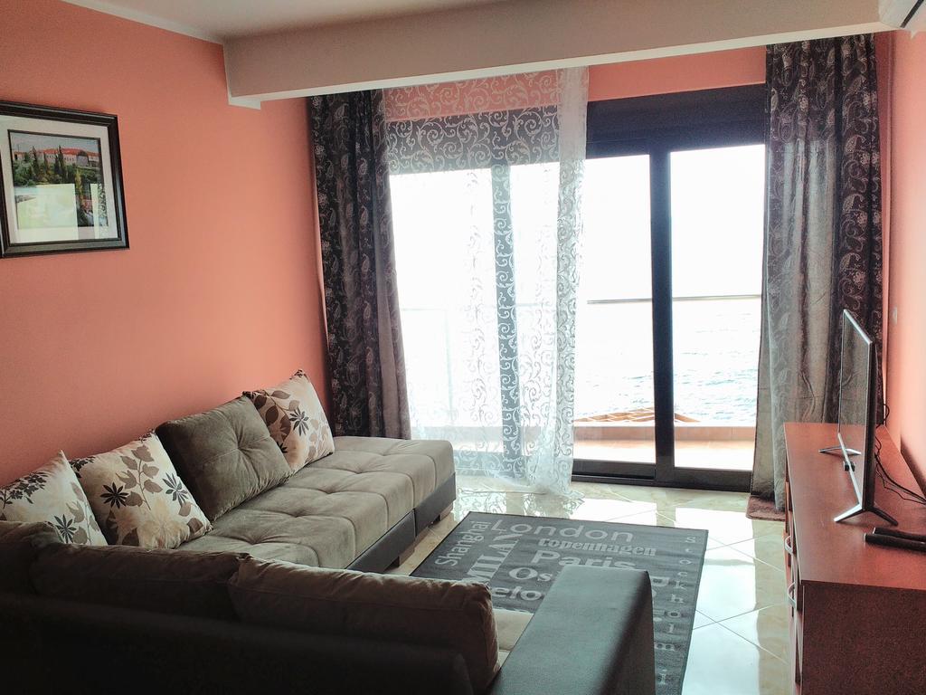 דוברה וודה Apartment Sea Space מראה חיצוני תמונה